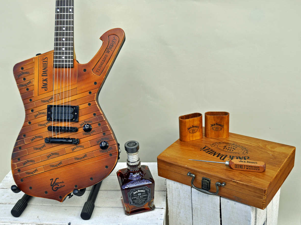 Jack Daniels whisky guitar